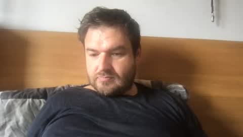 Snapshot of eliot26 chatting on 06.14.26 e26 online show from 06.14.26