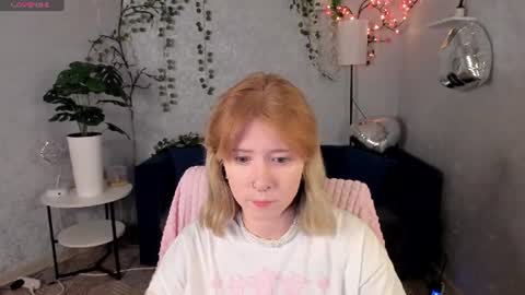 Elira Vane online show from 07.13.26