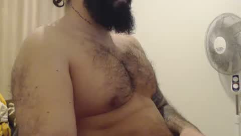 Snapshot of elis1992 chatting on 12.17.24 elis online show from 12.17.24