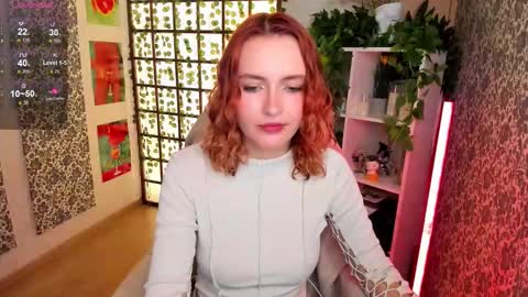 Snapshot of elis_cherry chatting on 09.21.25 Elis  online show from 09.21.25