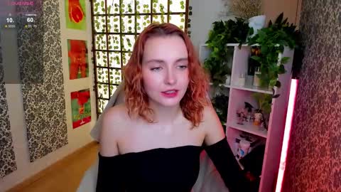 Snapshot of elis_cherry chatting on 10.07.25 Elis  online show from 10.07.25