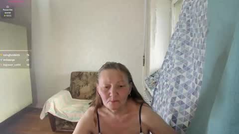 Snapshot of elis_gabbi chatting on 06.01.26 Elis online show from 06.01.26