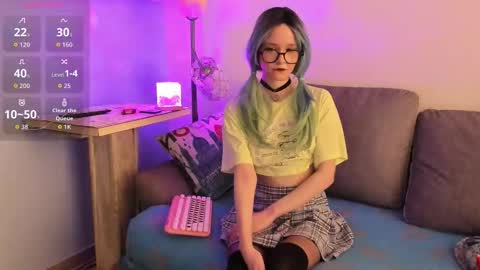 Snapshot of elis_keller chatting on 11.14.25 Elis online show from 11.14.25