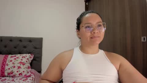      online show from 10.02.25