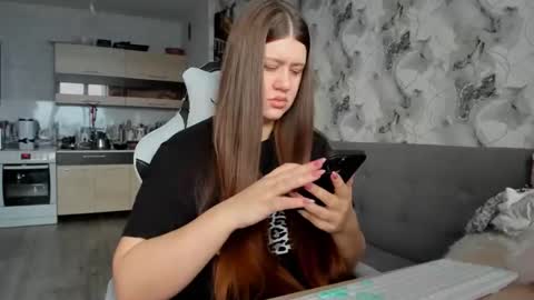 Aletta Oushen online show from 12.05.25