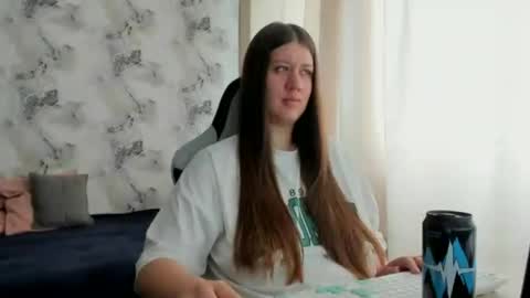 Aletta Oushen online show from 07.03.26