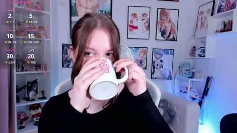 Snapshot of elisabeth_binder chatting on 05.04.26 your sweet Lisa online show from 05.04.26