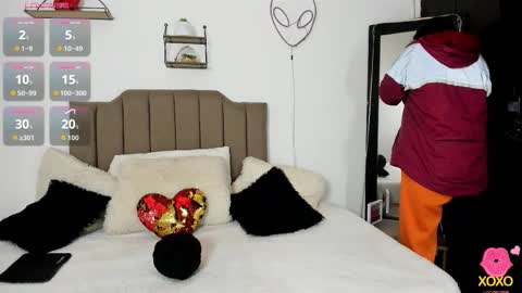 Elizabeth  online show from 09.30.25