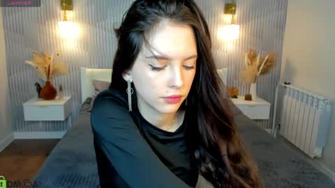 Elise online show from 04.04.26