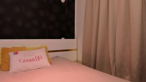 Elly online show from 02.21.26