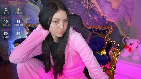 elisevelour online show from 04.05.26