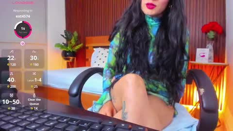 E L I S S A online show from 01.23.25