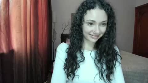 Snapshot of elisskriter chatting on 06.30.26 Eliss online show from 06.30.26