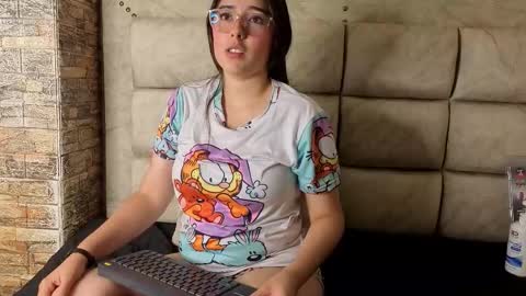 Snapshot of elisvega chatting on 02.03.26 elisvega online show from 02.03.26