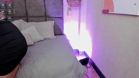 elizabeth online show from 09.26.25