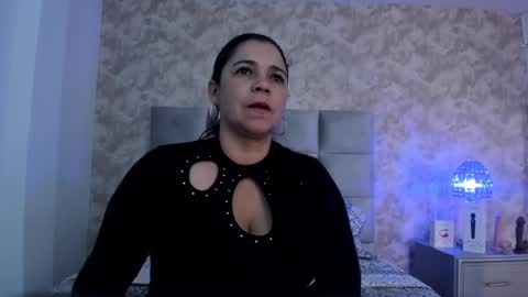 Elizabeth online show from 02.02.25