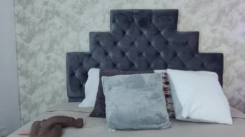 Elizabeth online show from 03.31.26