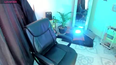 Elizabeth Martinez online show from 03.11.26