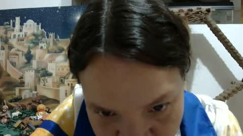 Elizabeth Martinez  online show from 01.02.25