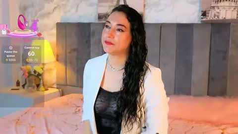 Snapshot of elizabethbennett_l chatting on 11.24.25 elizabth online show from 11.24.25