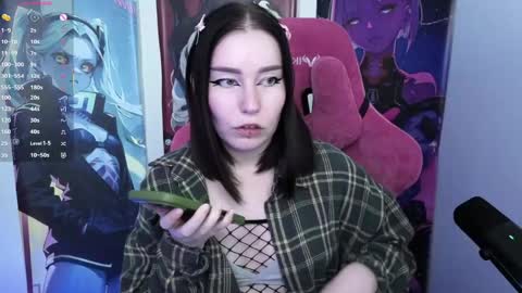 Snapshot of elizabethflowerr chatting on 05.28.26 Eli online show from 05.28.26