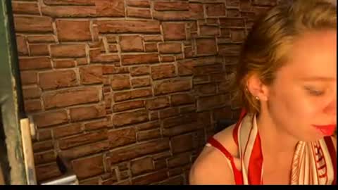 Snapshot of elizastorm chatting on 06.20.26 Eliza online show from 06.20.26