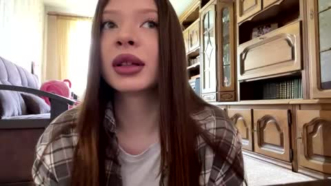 Snapshot of elizebethhollinshed chatting on 06.01.26 Cleo online show from 06.01.26
