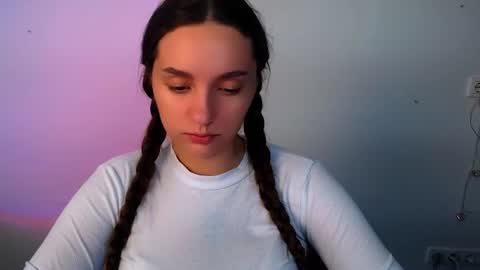 Snapshot of elizsun chatting on 06.20.26 elizsun online show from 06.20.26