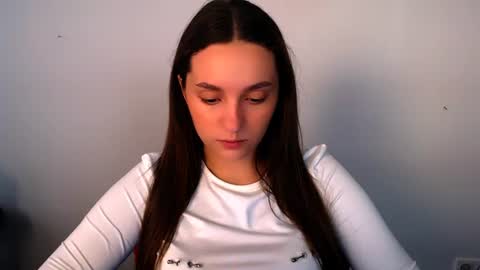 Snapshot of elizsun chatting on 06.27.26 elizsun online show from 06.27.26