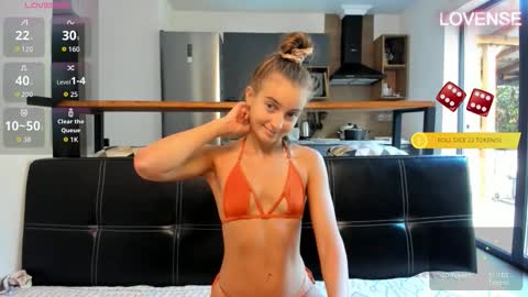 Eliz                               online show from 10.11.25