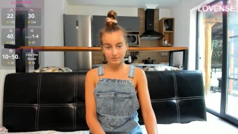 Eliz                               online show from 10.23.25