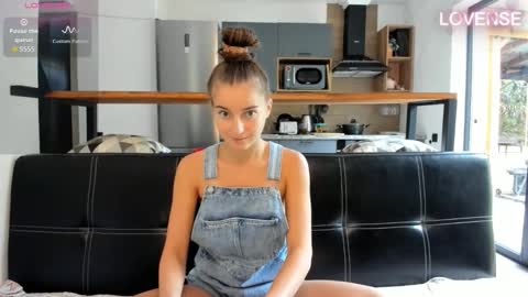 Eliz                               online show from 12.18.25