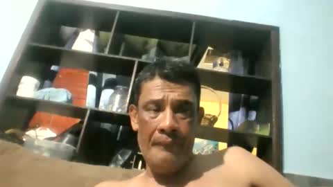 Snapshot of eljim323323 chatting on 04.20.26 eljim323323 online show from 04.20.26
