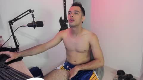 Snapshot of elkin_clark chatting on 02.20.26 Elkin Clark online show from 02.20.26