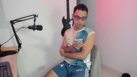 Snapshot of elkin_clark chatting on 02.25.26 Elkin Clark online show from 02.25.26