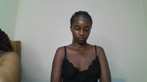 Snapshot of ella8_ chatting on 07.08.26 ella8_ online show from 07.08.26