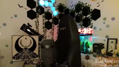 Ella Ecstasy online show from 03.08.25