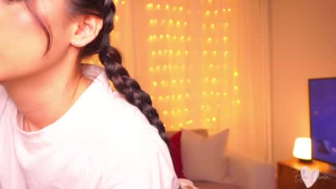 ELLA OWEN online show from 01.17.25