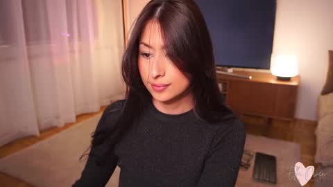 ELLA OWEN online show from 02.18.25