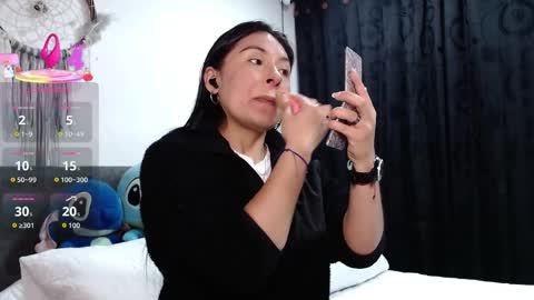 Snapshot of ella_rouse1 chatting on 04.06.26 ella rouse online show from 04.06.26