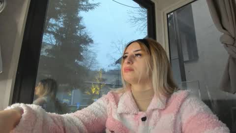 ella_vee online show from 01.06.26