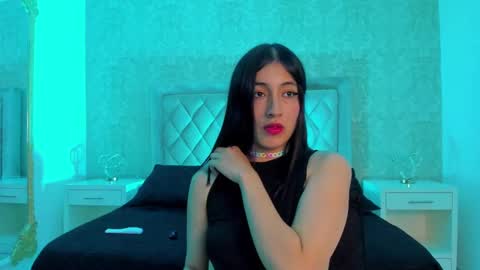 Snapshot of ellaamuller chatting on 02.02.25 Ellaa Muller online show from 02.02.25