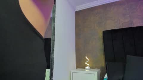 Snapshot of ellaamuller chatting on 02.11.25 Ellaa Muller online show from 02.11.25