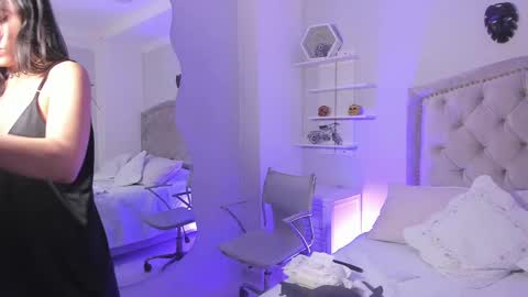 Snapshot of ellaamuller chatting on 03.06.25 Ellaa Muller online show from 03.06.25