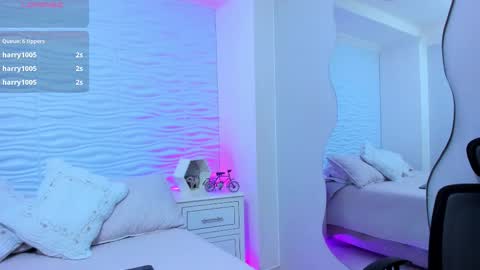 Snapshot of ellaamuller chatting on 03.09.25 Ellaa Muller online show from 03.09.25