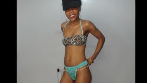 ella online show from 10.14.25