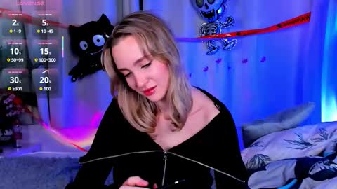 Ella online show from 10.29.25