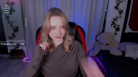 Ella online show from 12.20.25