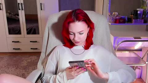 Snapshot of ellales chatting on 05.24.26 ellales online show from 05.24.26