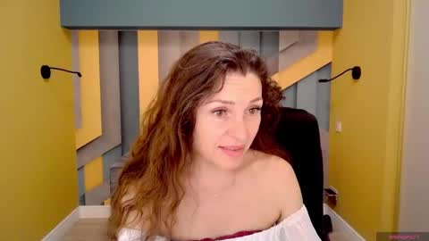 EllaLongs online show from 02.18.25